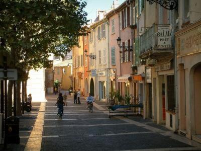Splendide Studio Au Coeur Historique De Frejus Apartman Kültér fotó